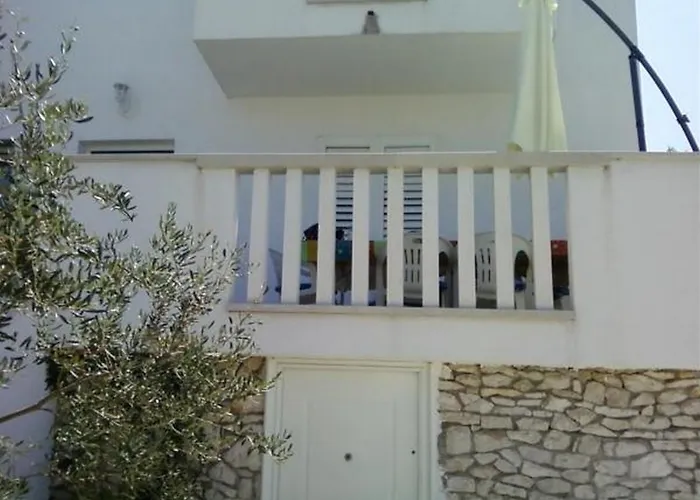 Διαμέρισμα With Parking Space Supetar, Brac - 22504 *