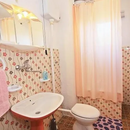 With Parking Space - Brac - 22504