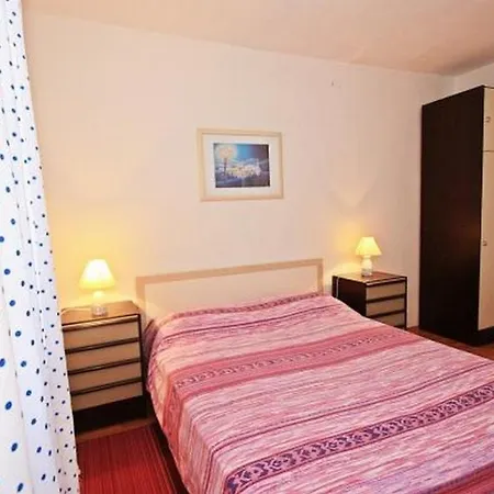 Apartman With Parking Space - Brac - 22504 *
